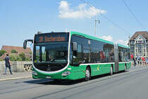 Mercedes Citaro 7002, auf der Linie 38, überquert die Mittlere Rheinbrücke. Die Aufnahme stammt vom 30.06.2018.