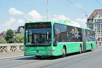 Mercedes Citaro 723, auf der Linie 34, überquert die Mittlere Rheinbrücke. Die Aufnahme stammt vom 30.06.2018.