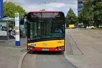 Hanauer Straßenbahn Solaris Urbino 18 Wagen 76 am 12.07.18 in Hanau Hauptbahnhof