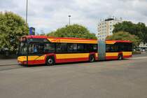 Hanauer Straßenbahn Solaris Urbino 18 Wagen 76 am 12.07.18 in Hanau Hauptbahnhof