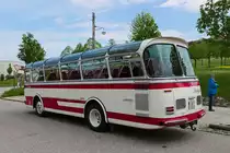 Mercedes-Benz O321  Sonja  mit Vetter-Aufbau, Baujahr 1963, in Neresheim, 10.5.15