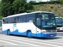 Setra 415 GT-HD von der Usedomer Bäderbahn im Stadthafen Sassnitz am 11.06.2017