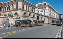 AMT Genova Trolleybus 2105 am 29. Juni 2018 auf der einzigen Trolleylinie 20 Richtung Sampierdarena am Bahnhof Principe.