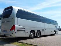 Neoplan Cityliner von Klumpp aus Deutschland im Stadthafen Sassnitz am 11.06.2017