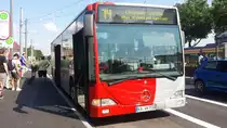 Hier ist der KA VK 733 der VBK auf der SEV Linie 14 zur Glogauer Strasse unterwegs. Gesichtet am 27.07.2018 an der Tullastrasse in Karlsruhe.