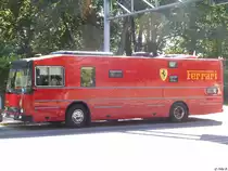 Volvo mit Kiitokori-Aufbau als Wohnbus in Stralsund am 09.07.2017