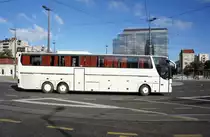 Serbien / Belgrad / Beograd: Setra S 317 HDH von  Golub Transport 2013  aus Obrenovac, aufgenommen im Juni 2018 am Slavija-Platz (Trg Slavija) in Belgrad.