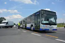 Am 04.06.2016 fährt P-AV 361 für die ILA 2016 Shuttle zwischen Parkplatz und ILA-Gelände. Aufgenommen wurde ein MAN Lion's City G der BVSG, Betriebshof Werder (Havel).