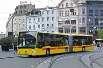 Mercedes Citaro 17 der BLT, im Einsatz als Bahnhersatz auf der S1, wendet am Bahnhof SBB. Die Aufnahme stammt vom 18.08.2018.