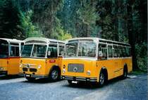 Stebler, Basel BS 1815 Saurer/FHS (ex P 24'143) + Streiff, Gelterkinden AG 306'557 Saurer/Gangloff (ex Krebs, Belpberg) am 27. September 2008 Kiental, Tschingel (Postautofahrt Griesalp-Bundalp)