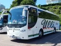 Scania OmniExpress von Ulli-Reisen aus Deutschland im Stadthafen Sassnitz am 15.07.2017