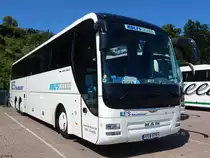 MAN Lion's Coach von KE's Bussar aus Schweden im Stadthafen Sassnitz am 15.07.2017