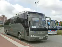 Auf der Nordseite der Hauptbahnhofes von Rostock stand am 31. August 2018 der Bus der Firma M. Maaß GbR aus Plauen. 