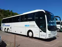 MAN Lion's Coach von KE's Bussar aus Schweden im Stadthafen Sassnitz am 15.07.2017
