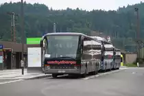 Setra S319L von Wechselberger KU-WEX 15 als Schienenersatzverkehr für DB Fernverkehr an der Haltestelle Kufstein Bahnhof. Aufgenommen 10.8.2018.