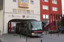 Setra S319L von Wechselberger KU-WEX 15 als Schienenersatzverkehr für DB Fernverkehr in Kufstein, Unterer Stadtplatz/Stadttor. Aufgenommen 7.8.2018.