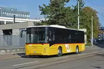Volvo Bus der Post fährt Richtung Dreirosenbrücke. Die Aufnahme stammt vom 08.09.2018.