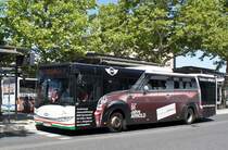 Stadtbus Aschaffenburg / Verkehrsgemeinschaft am Bayerischen Untermain (VAB): Solaris Urbino 12 der Stadtwerke Aschaffenburg Verkehrs-GmbH (STWAB), aufgenommen Anfang Juli 2018 am Hauptbahnhof in Aschaffenburg.