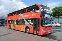 Volvo B9TL UNVI/Urbis von ''City -Tour Saint Petersburg'', St.Petersburg im August 2017.