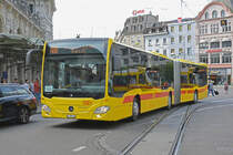 Mercedes Citaro 17 der BLT, im Einsatz als Bahnhersatz auf der S1, wendet am Bahnhof SBB. Die Aufnahme stammt vom 18.08.2018.