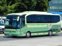 Mercedes Tourino von Wiedenhoff aus Deutschland im Stadthafen Sassnitz am 17.07.2017