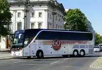 Setra S 416 HDH von Schröder -Reisen & ''60 Jahre SETRA'' sticker. Berlin /Spandauer Damm im Mai 2018.