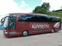 Mercedes Travego von Könnecke-Reisen aus Deutschland im Stadthafen Sassnitz am 17.07.2017
