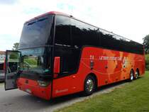 Van Hool TX17 von URB aus Deutschland in Sassnitz am 18.07.2017