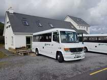 Mercedes Benz Kleinbus im Einsatz in Sleeve League am 24.09.2018 in Irland.
