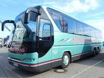 Neoplan Tourliner von Edgar Wimmer aus Deutschland im Stadthafen Sassnitz am 10.10.2014