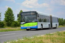 Am 04.06.2017 fährt P-AV 195 für die ILA 2016 auf der ILA Sonderlinie P3 zwischen Parkplatz P3 und ILA-Gelände. Aufgenommen wurde ein Solaris Urbino 18 der BVSG (Betriebshof Potsdam).