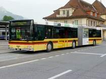 AFA - MAN Gelenkbus Nr.88  BE 572088 bei der Haltestelle vor dem Bahnhof Spiez am 11.09.2008