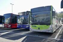 Die neuen MB C2 für Busland AG, VZO und TPF am 13.10.18 hinter dem Eurobus Zentrum in Bassersdorf abgestellt.