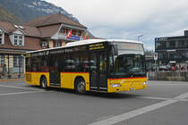 Mercedes Citaro der Post, auf der Linie 104, verlässt die Haltestelle beim Bahnhof Interlaken Ost. Die Aufnahme stammt vom 11.10.2018.