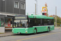 MAN Bus 822, auf der Linie 33, bedient die Haltestelle Rankstrasse. Die Aufnahme stammt vom 23.10.2018.