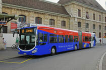 Mercedes Citaro 7053 mit der Werbung für die Cornercard und British Airways, auf der Linie 50, wartet an der Endstation beim Bahnhof SBB. Die Aufnahme stammt vom 23.09.2018.