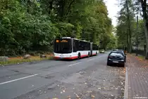 Linie: 380
Fahrtrichtung: GE-Buer, Rathaus
Ort: Gelsenkirchen, Adenauerallee (Nähe Bergmannsheil)
Fahrzeug / Kennzeichen: 1478 (GE BO 1478)
Typ: MAN Lion's City G
Unternehmen: Bogestra
Aufnahmedatum: 28.10.2018
