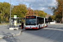 1865 (GE-BO 1865) Buer, Rathaus ist am 28.10.2018 auf der Linie 381 nach GE-Rotthausen, Landschede im Einsatz.