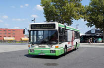 Stadtbus Aschaffenburg / Verkehrsgemeinschaft am Bayerischen Untermain (VAB): Mercedes-Benz O 405 N der Stadtwerke Aschaffenburg Verkehrs-GmbH (STWAB), aufgenommen Ende Juli 2018 am Hauptbahnhof in Aschaffenburg.