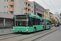 MAN Bus 763 im Einsatz als Tramersatz auf der Linie 3, die wegen einer Baustelle nicht nach Birsfelden verkehren kann. Hier bedient der Bus die Haltestelle Schulstrasse. Die Aufnahme stammt vom 23.11.2018.