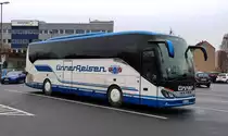 Setra S515 HD von Linner Reisen am Busbahnhof in Weiden (Oberpfalz) 06.12.2018