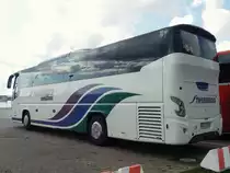 VDL Futura von Twerenbold aus der Schweiz im Stadthafen Sassnitz am 23.08.2017