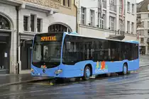 Mercedes Citaro von Distribus wartet an der Haltestelle Schifflände. Die Aufnahme stammt vom 09.12.2018.