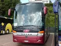 Setra 416 HDH von Car Rouge aus der Schweiz im Stadthafen Sassnitz am 23.08.2017