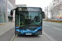 VGF/ICB Solaris Urbino 12 Electric Wagen 233 am 27.12.18 auf der Linie 75