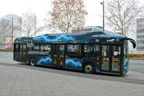 VGF/ICB Solaris Urbino 12 Electric Wagen 233 am 27.12.18 auf der Linie 75