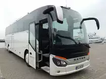 Setra 515 HD von Schröder Neuss aus Deutschland im Stadthafen Sassnitz am 09.05.2015