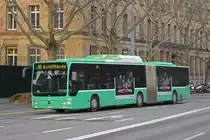 Mercedes Citaro 712, auf der Linie 36, fährt zur Haltestelle am badischen Bahnhof. Die Aufnahme stammt vom 28.12.2018.