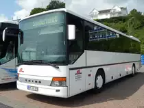 Setra 315 UL der Anklamer Verkehrsgesellschaft im Stadthafen Sassnitz am 26.08.2017