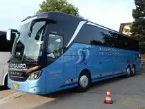 Setra 516 HDH von Nygaards Turist aus Dänemark in Sassnitz am 26.08.2017